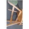 Image 6 : Vintage wooden chair