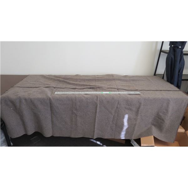 vintage prairie wooden mills LTD 1951 blanket (78x57)