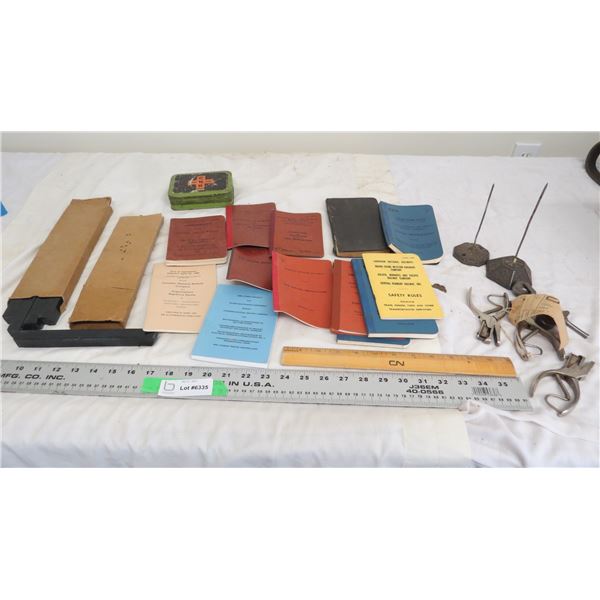 CNR info booklets + CNR related items