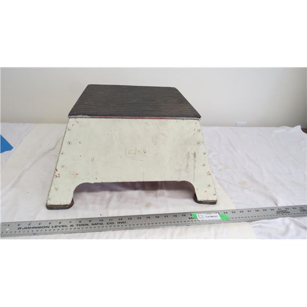 CN Metal Step 10" tall