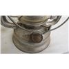 Image 4 : Swallow Brand 225 Barn lantern