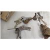 Image 5 : vintage keys + misc