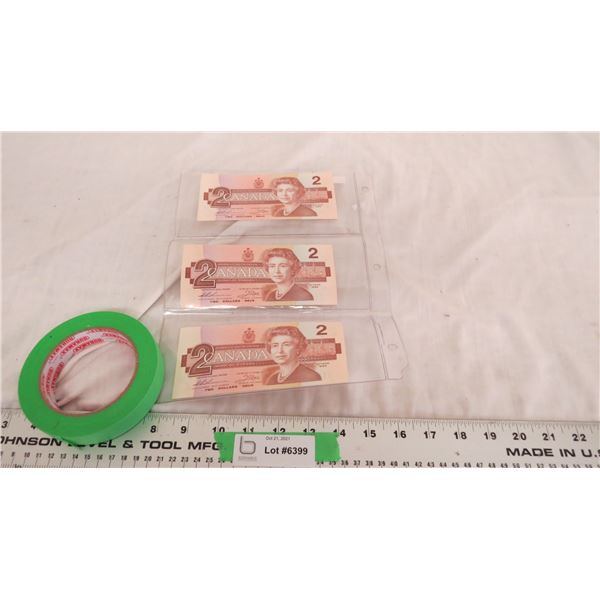 (3) 1986 2 dollar bills (2 are consecutive numbers)