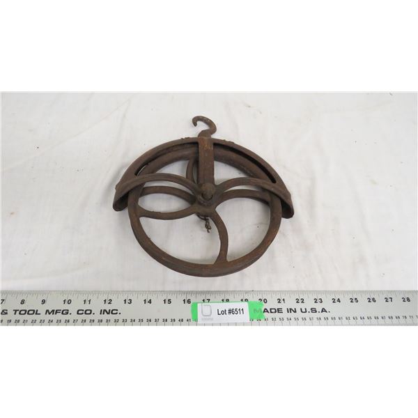 vintage 10" well pulley