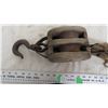 Image 2 : vintage block pulley