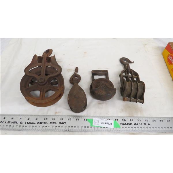 (4) vintage pulleys