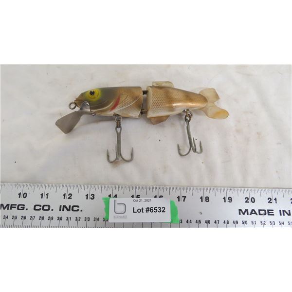 vintage wooden fishing hooks (1)