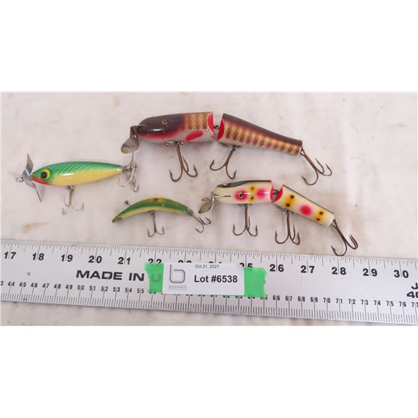 vintage wooden fishing hooks (4) lucky strike + others