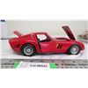 Image 4 : Durago 1/18 scale 1962 Ferrari GTO Die Cast Toy car (9" long)