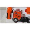 Image 4 : Allied van lines 18wheeler precision radio controlled with box