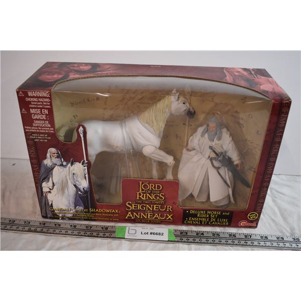 Lord of the Rings Deluxe Horse and Rider Set