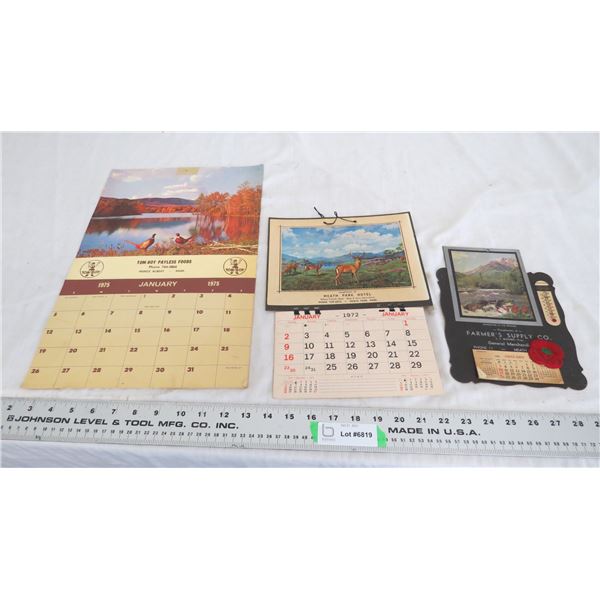 (3) vintage calendars