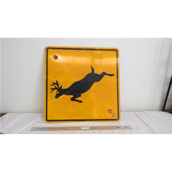 deer crossing aluminum sign - 29.5x29.5