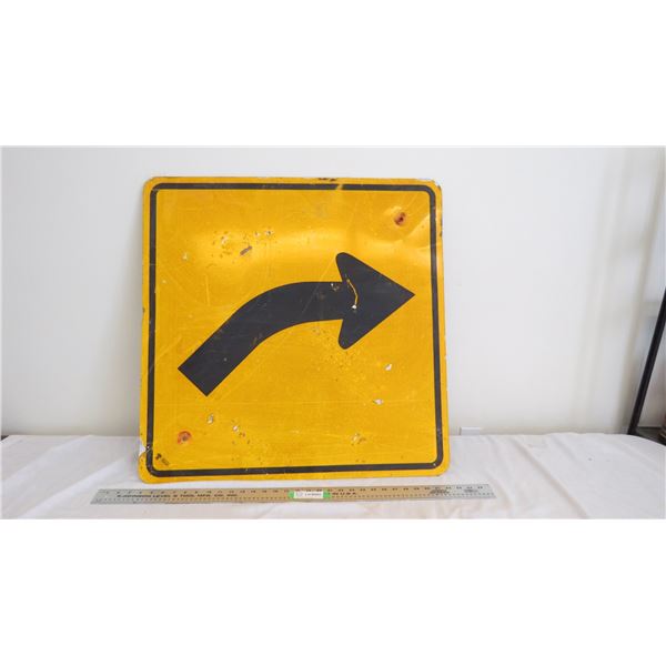 Curve sign - aluminum - 29.5x29.5