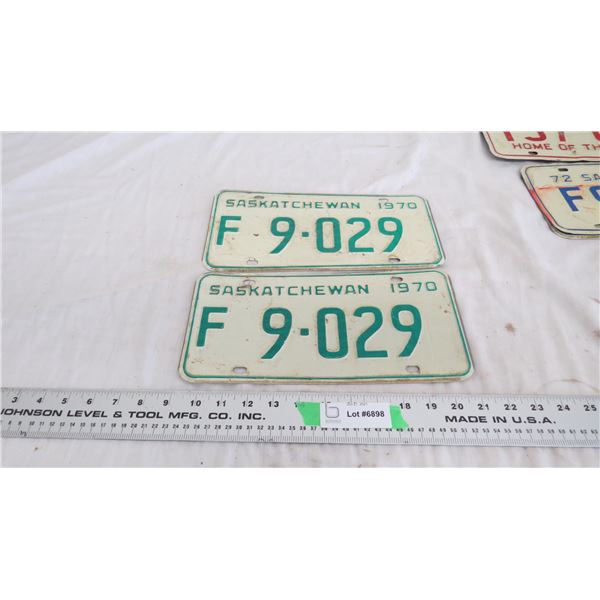 1970 - pair of Sask License Plates