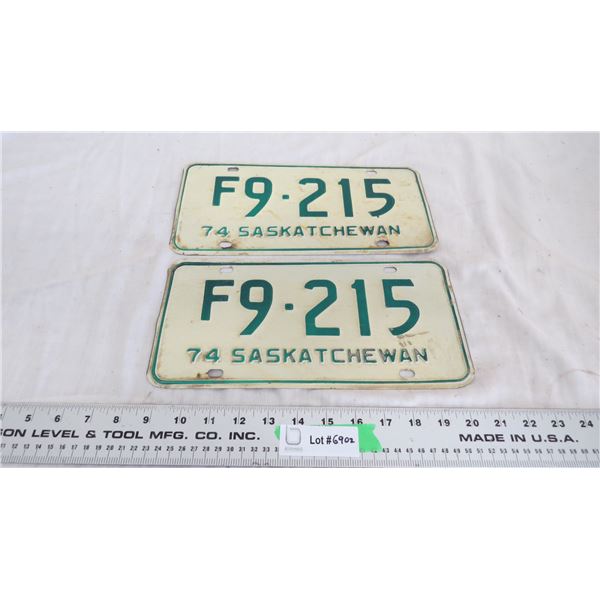 1974 - pair of Sask License Plates