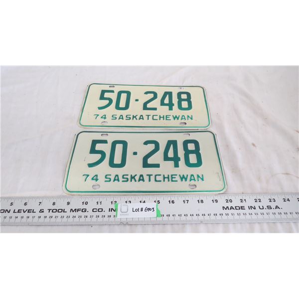 1974 - pair of Sask License Plates