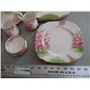 Image 2 : 4 place setting Royal Albert "Blossom Time" Dishes