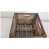 Image 3 : Deters Dairy 11 Quincy 61 wood + metal crate