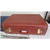 Image 3 : 2X The Money - vintage luggage