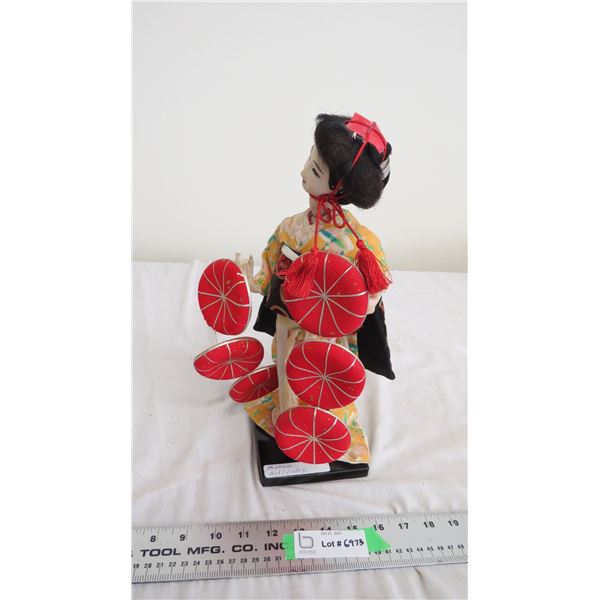 vintage windup musical chinese doll figure (with movement)