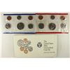 Image 1 : 1992 US MINT SET (UNC) P/D (WITH ENVELOPE)