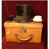 Image 1 : 19TH CENTURY TOP HAT IN ORIGINAL BOX WITH BRUSH#2175159