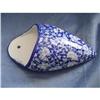 Image 1 : BLUE & WHITE FLORAL WALL POCKET #2175284