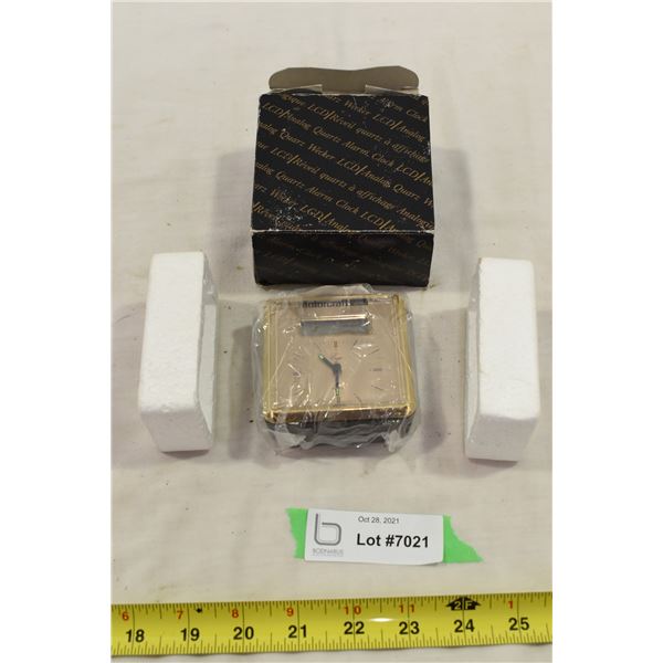 LCD Quartz Analog Alarm Clock