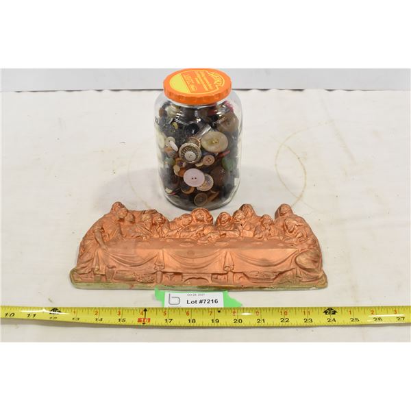 Vintage Buttons & Chalkware