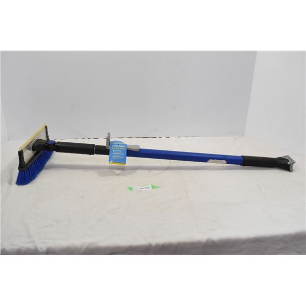 *Snow Brush w/ Silicone Wiper