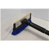 Image 2 : *Snow Brush w/ Silicone Wiper