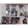 Image 6 : 500+ unsorted hockey cards - 99-00 Upper Deck + others