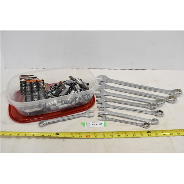 Wrenches and Sockets