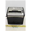 Image 1 : Staples Mailmate Paper Shredder