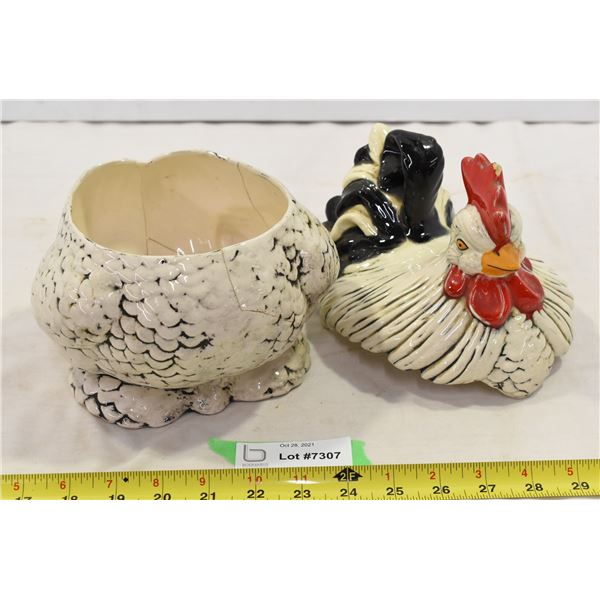 Cracked Chicken Cookie Jar