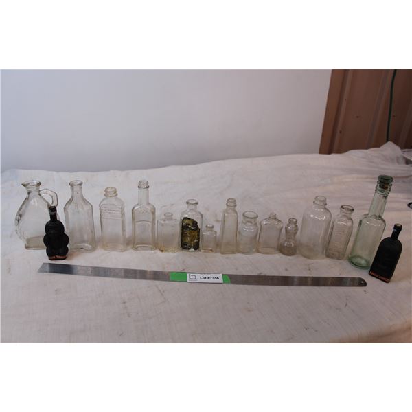 (12+) vintage miniature bottles