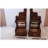 Image 1 : Dressing table ends
