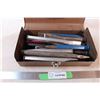 Image 1 : Toolbox filled with chisels