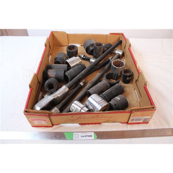 Sockets and socket wrench