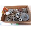 Image 1 : box of pulleys