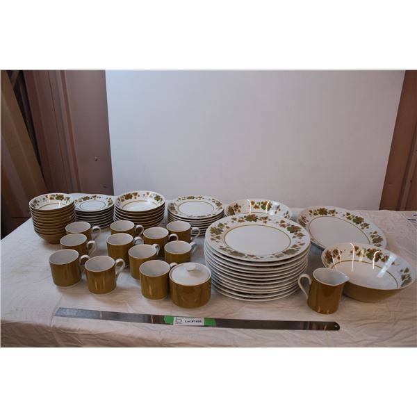 Mikasa beautiful dinner set, serving platter, bowls & cream/sugar .. missing a few pieces