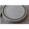 Image 3 : Dinnerware set, Corelle & Pyrex