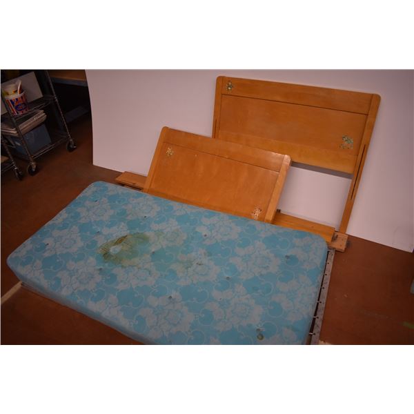 *Childrens Bed and Bedframe