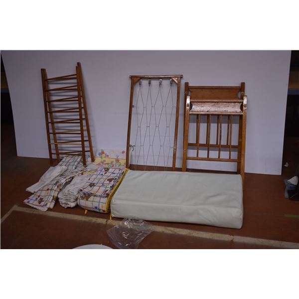 *Doll's Bed and Blankets