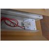 Image 3 : *Fluorescent Light Fixtures (5 Total)