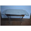 Image 1 : *Vintage Table with Extendable Ends