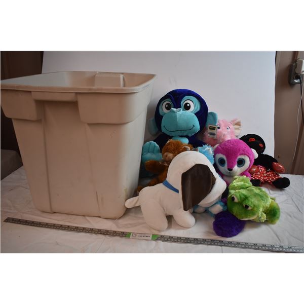 Stuffed Animals with Tote