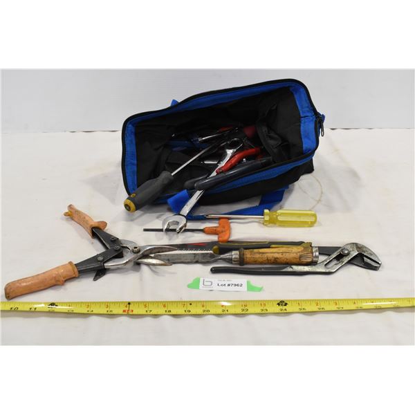 Mastercraft Toolbag w/ Misc. Tools