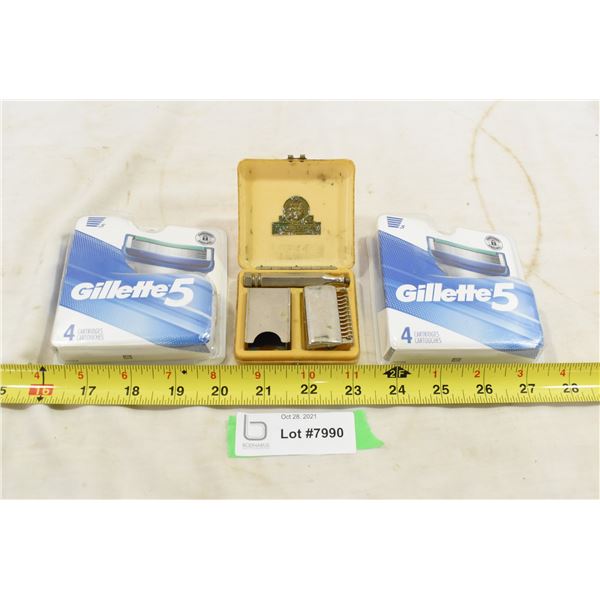 Vintage Razer w/ Gillette Blades